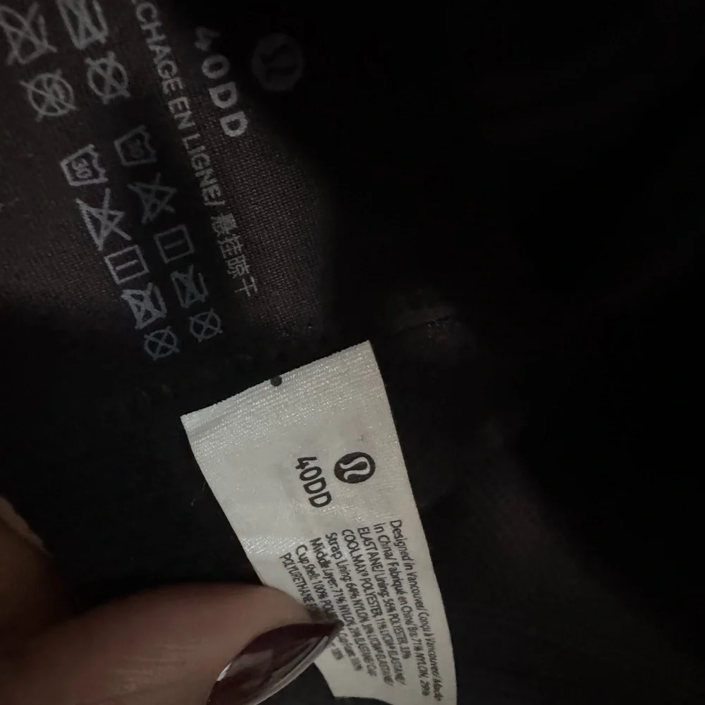 Lululemon Athletica ALL POWERED UP Black Sports Bra 40DD NWT - Picture 4 of 5